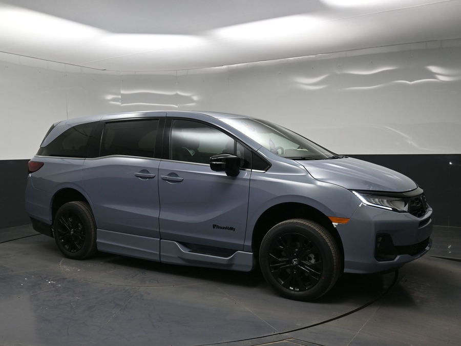 New 2026 Honda Odyssey Sport - BraunAbility Side Entry Entry In Floor Automatic Ramp