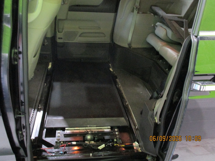 2012 Honda Odyssey EX-L - Photo 7