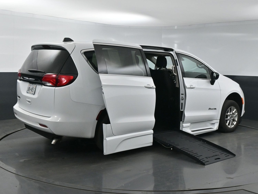 Used 2024 Chrysler Voyager LX - BraunAbility Side Entry Entry Fold Out Automatic Ramp