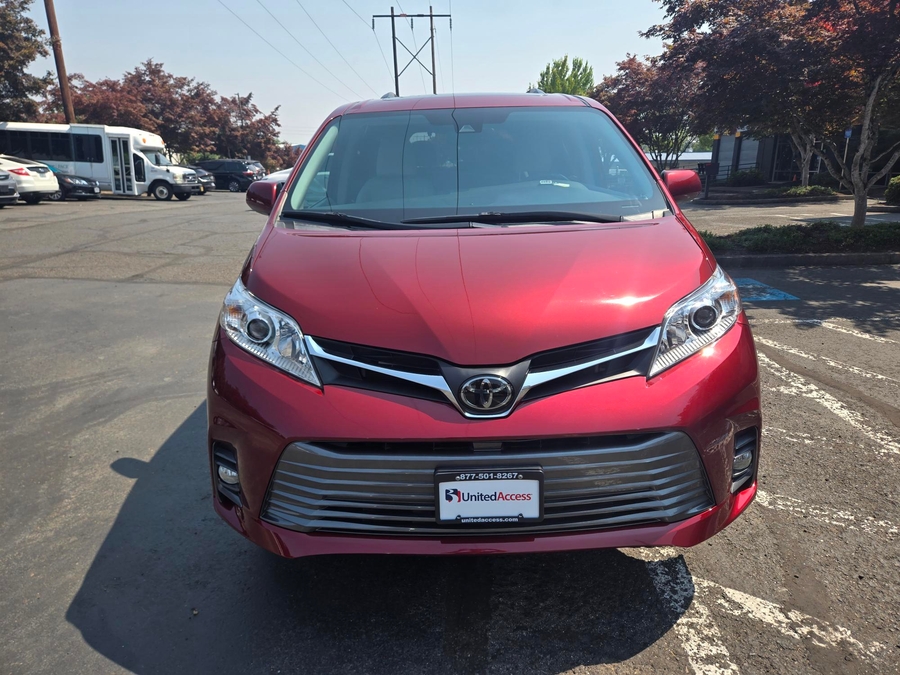 Used 2020 Toyota Sienna XLE - VMI Side Entry In Floor Automatic Ramp