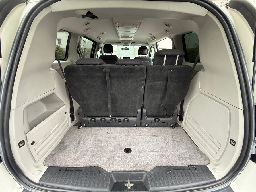 Used 2010 Dodge Grand Caravan SXT - VMI Side Entry In Floor Automatic Ramp