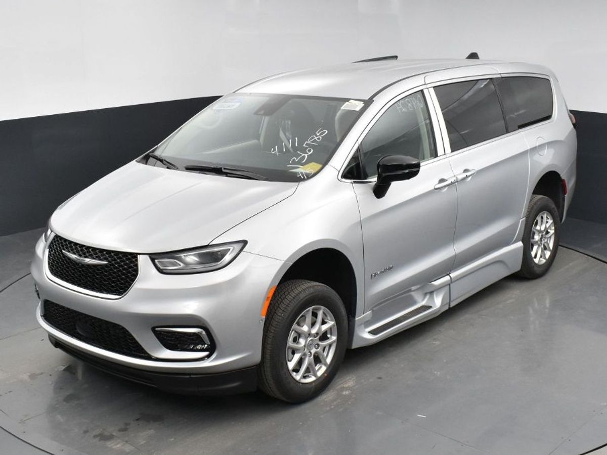 2024 CHRYSLER PACIFICA - Image 15