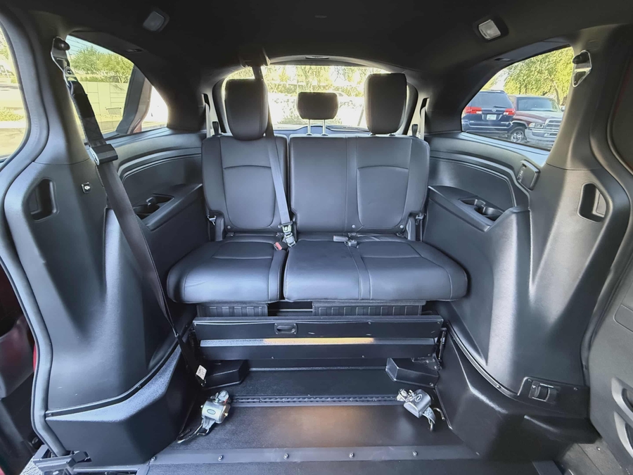 Used 2023 Honda Odyssey Sport - BraunAbility Side Entry Entry In Floor Automatic Ramp