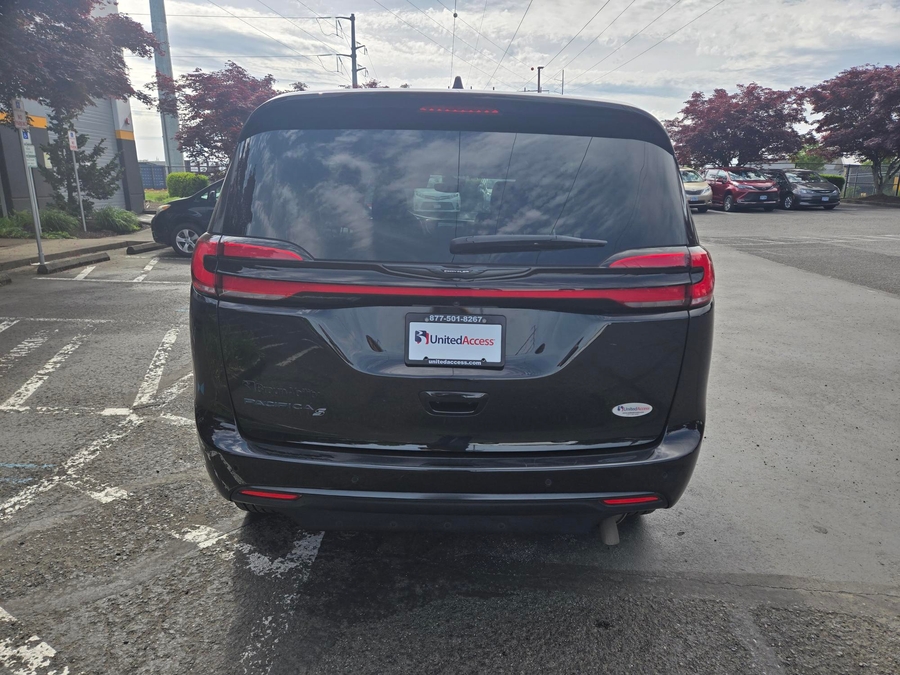 Used 2024 Chrysler Pacifica Touring L Sport - BraunAbility Side Entry Entry Fold Out Automatic Ramp