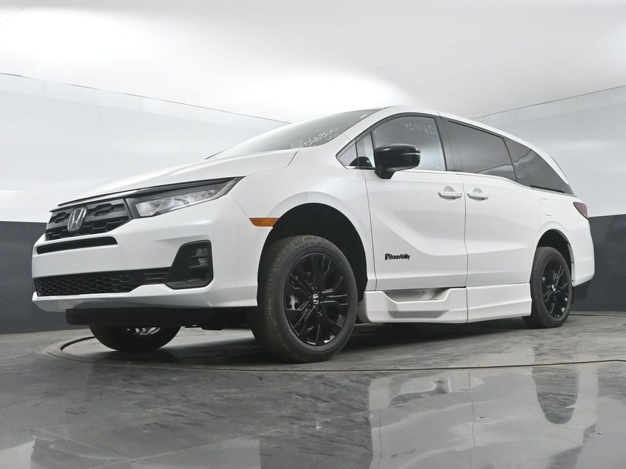 New 2025 Honda Odyssey Sport - BraunAbility Side Entry Entry In Floor Automatic Ramp