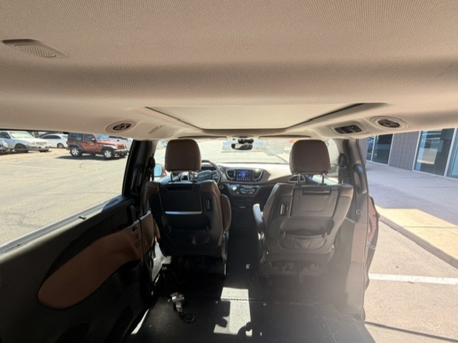 Used 2017 Chrysler Pacifica Limited - VMI Side Entry In Floor Automatic Ramp
