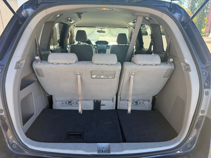 Celestial Blue Metallic Honda Odyssey image number 9