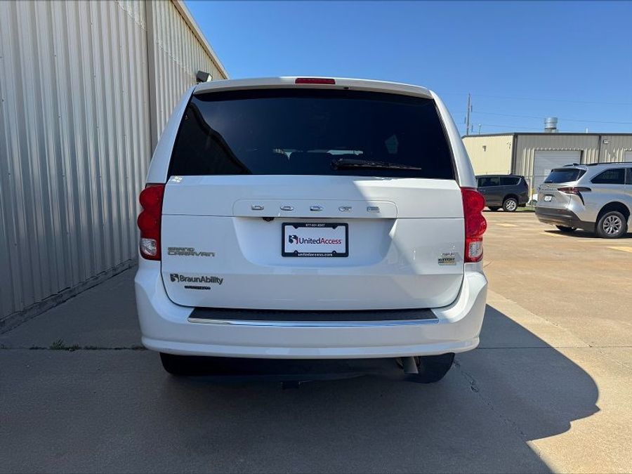 Used 2019 Dodge Grand Caravan GT - BraunAbility Side Entry Entry Fold Out Automatic Ramp