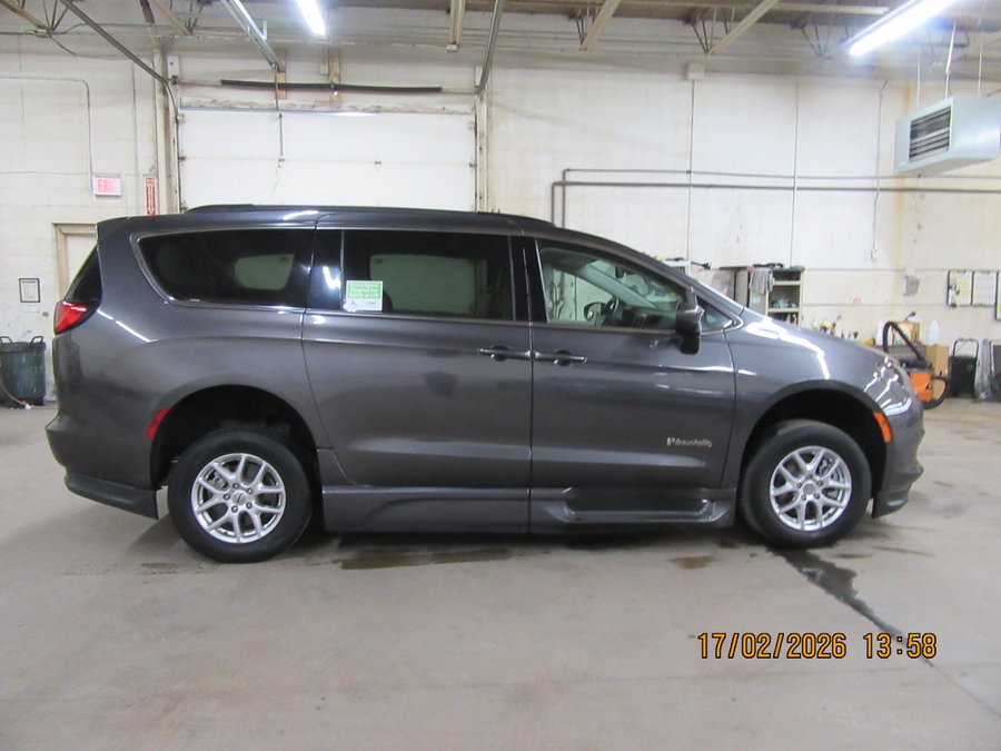 2021 CHRYSLER VOYAGER - Image 36