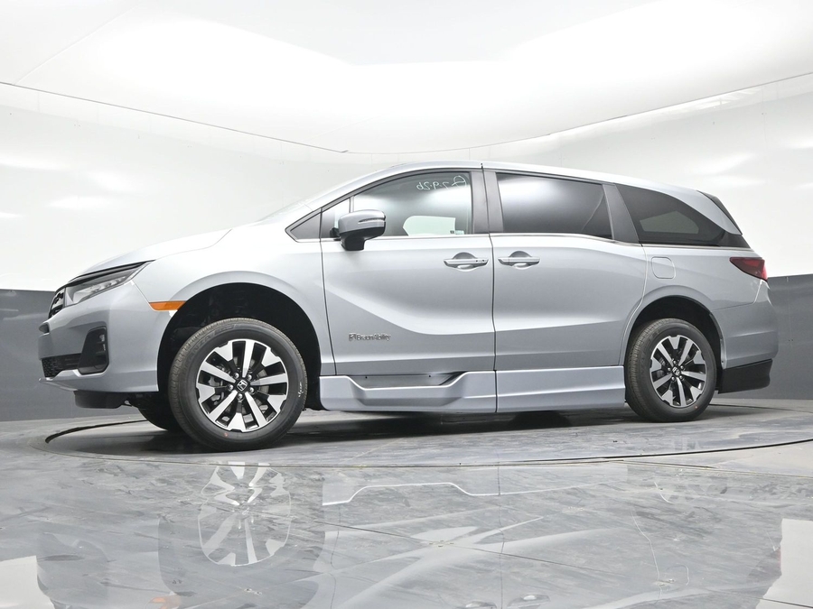 New 2026 Honda Odyssey EX-L - BraunAbility Side Entry In Floor Automatic Ramp