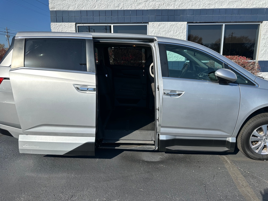Used 2015 Honda Odyssey EX-L - VMI Side Entry Entry In Floor Automatic Ramp