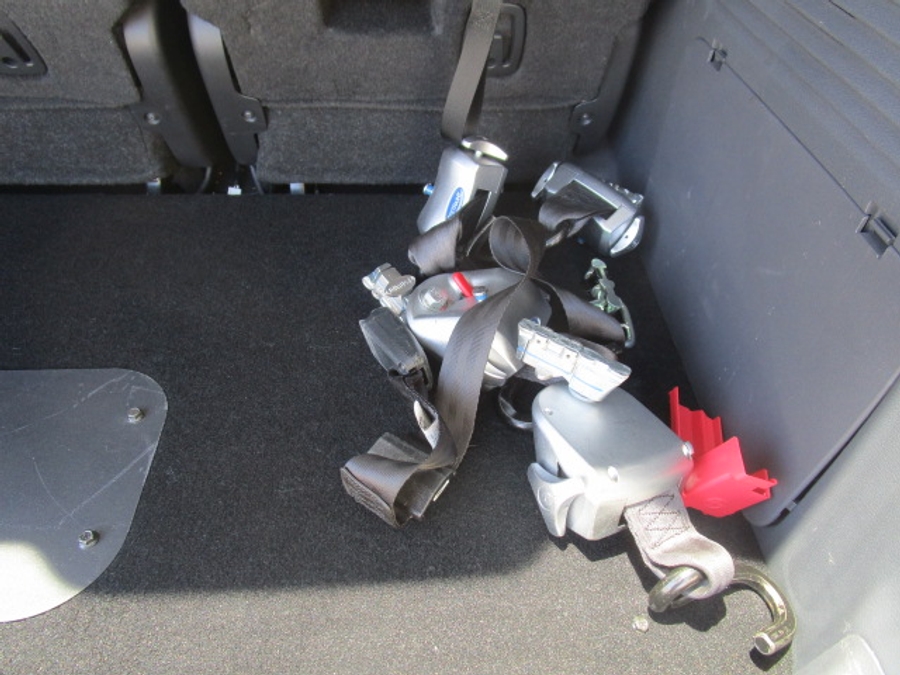 Used 2024 Toyota Sienna Hybrid LE Base - BraunAbility Side Entry Fold Out Automatic Ramp