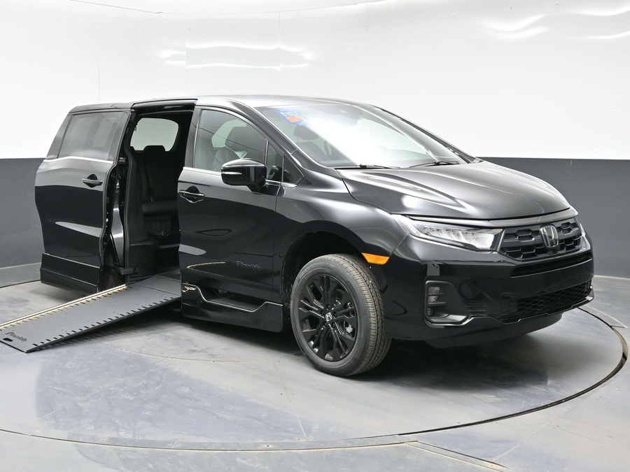 Black Honda Odyssey image number 14