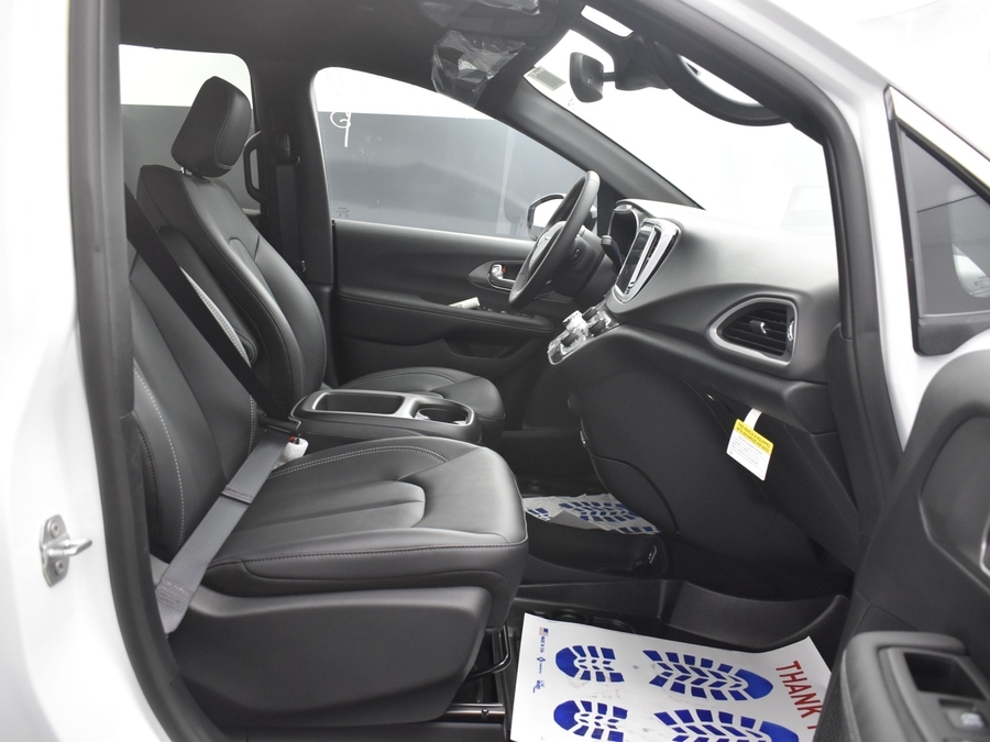 New 2025 Chrysler Voyager LX - BraunAbility Commercial Rear Entry Entry Fold Out Manual Ramp