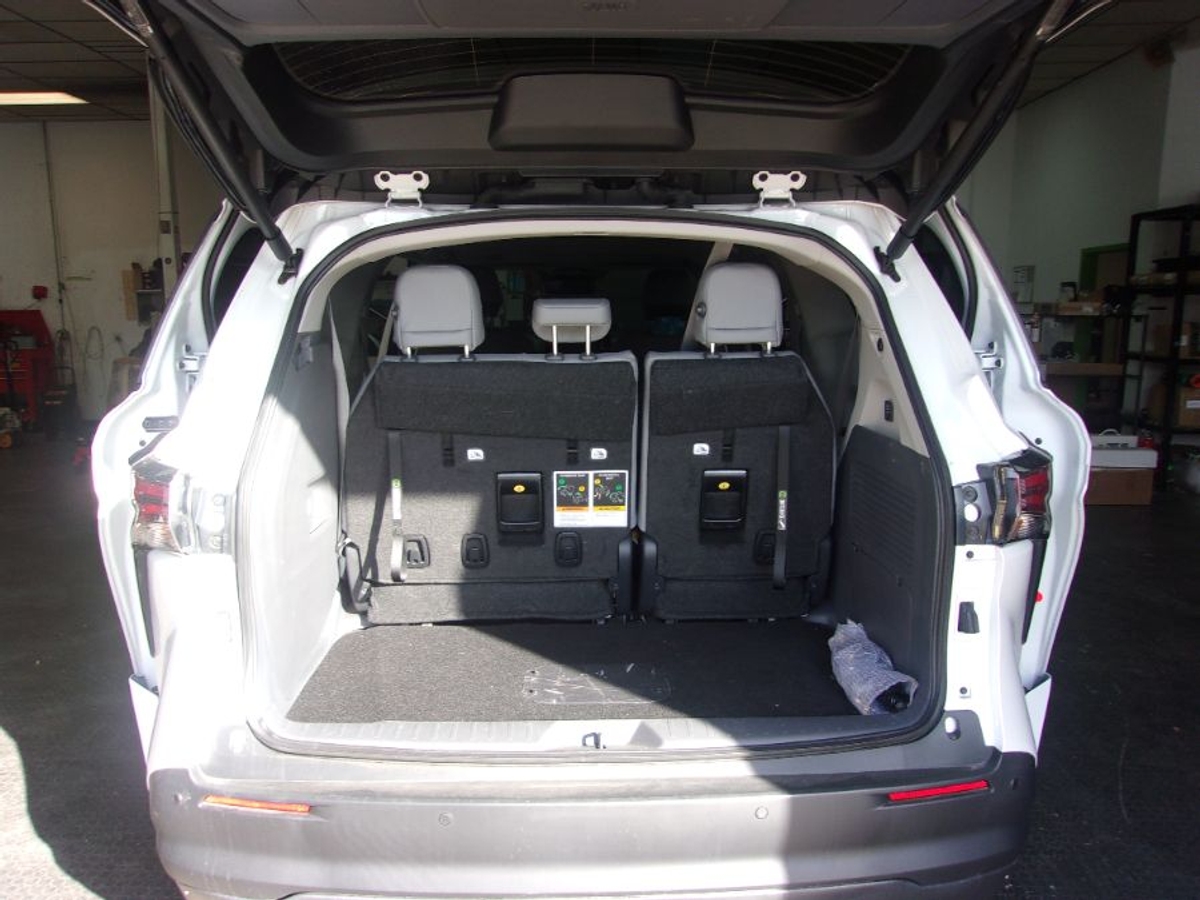 2024 TOYOTA SIENNA - Image 13
