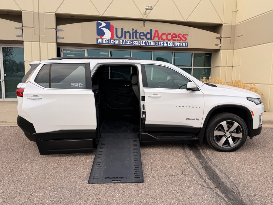 Used 2023 Chevrolet Traverse LT - BraunAbility Side Entry Entry In Floor Automatic Ramp