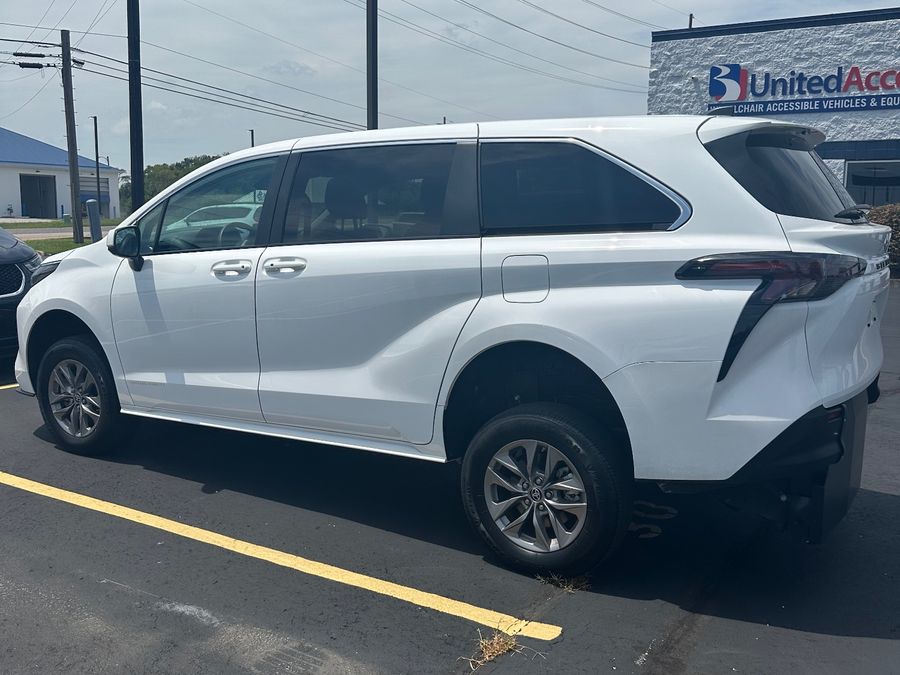 Used 2024 Toyota Sienna Hybrid LE - VMI Rear Entry Entry Fold Out Manual Ramp