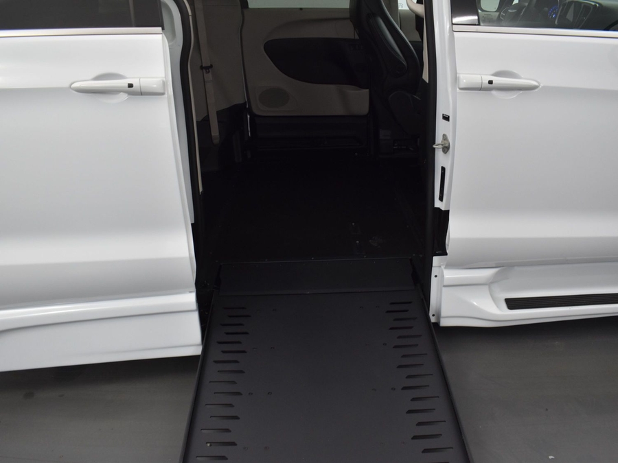 Used 2024 Chrysler Pacifica Touring L - BraunAbility Side Entry Entry In Floor Automatic Ramp