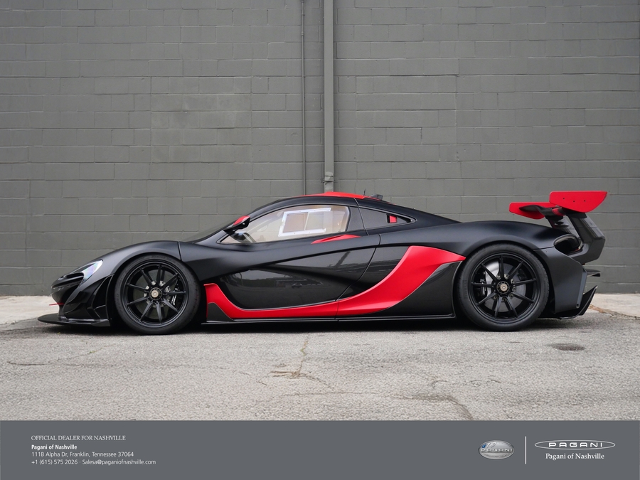 2015 McLaren P1
