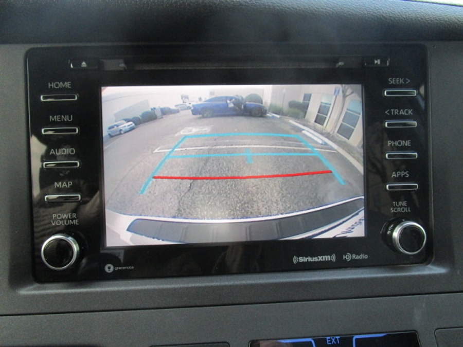 Used 2020 Toyota Sienna XLE Base - BraunAbility Side Entry Entry Fold Out Automatic Ramp