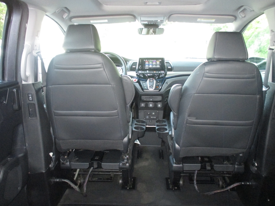2022 Honda Odyssey Touring - Photo 18