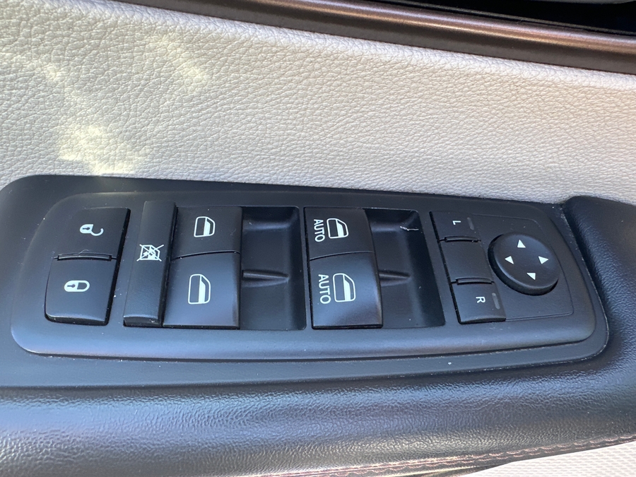 Used 2017 Chrysler Pacifica Touring - ROLLX  Entry  Ramp