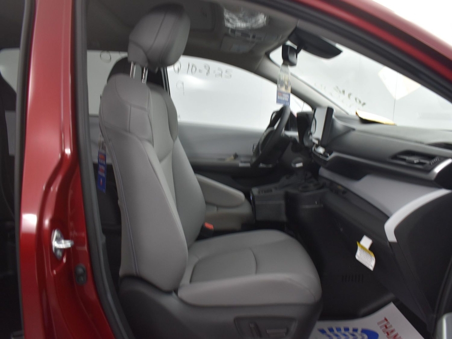 New 2025 Toyota Sienna Hybrid XLE Plus - BraunAbility Side Entry Entry Fold Out Automatic Ramp