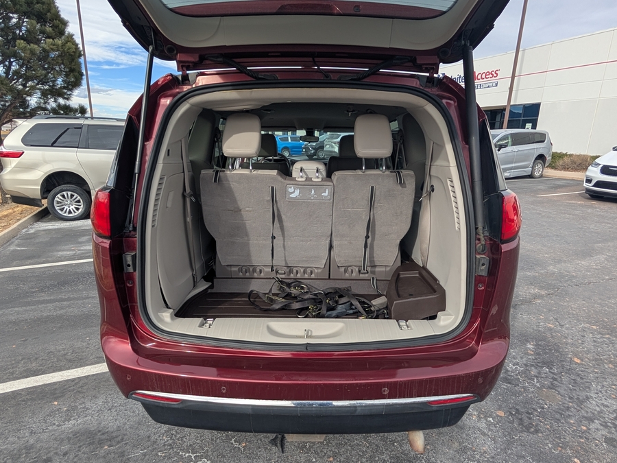 Used 2017 Chrysler Pacifica Touring-L - VMI Side Entry Entry In Floor Automatic Ramp