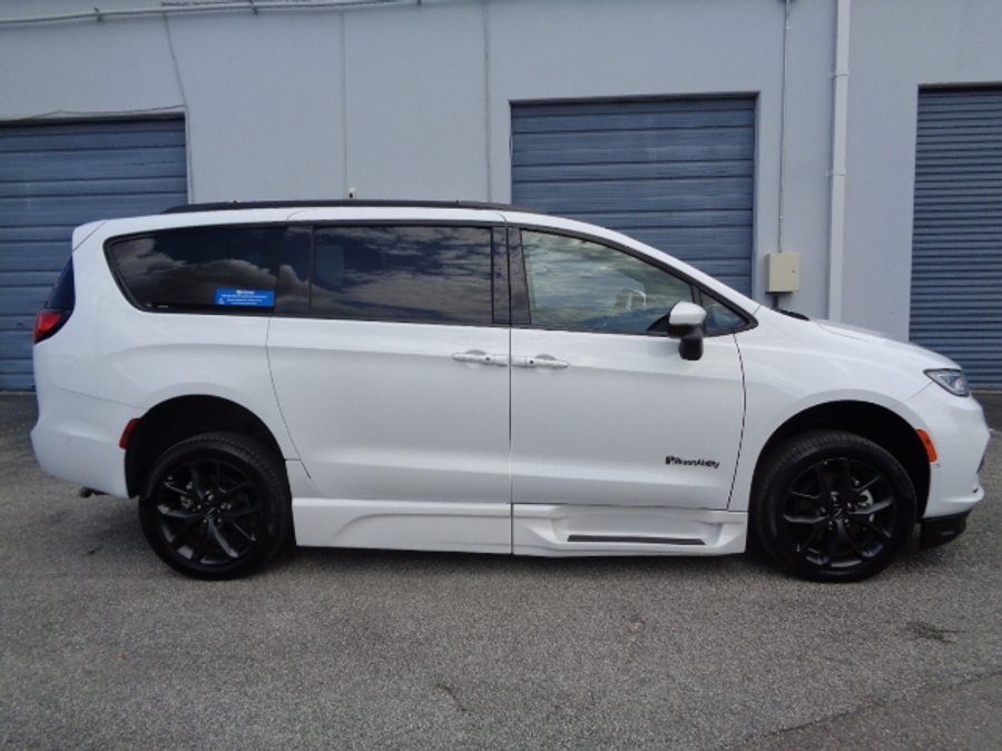 Used 2023 Chrysler Pacifica Touring L Sport - BraunAbility Side Entry Entry Fold Out Automatic Ramp