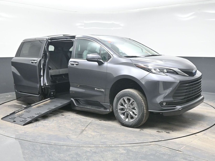 Grey Toyota Sienna with Side Entry Automatic Fold Out ramp