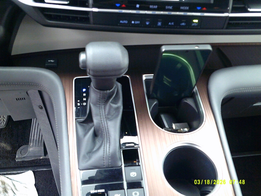 Black Toyota Sienna image number 12