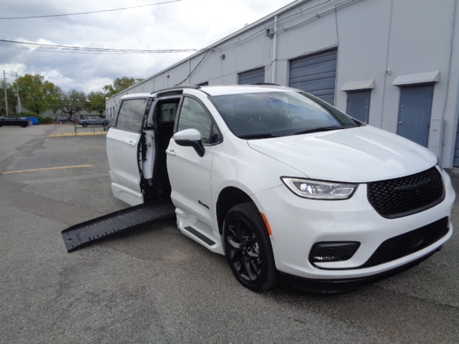 Used 2023 Chrysler Pacifica Touring L Sport - BraunAbility Side Entry Entry Fold Out Automatic Ramp