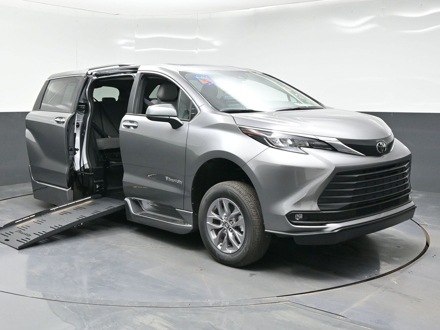 Grey Toyota Sienna with Side Entry Automatic Fold Out ramp