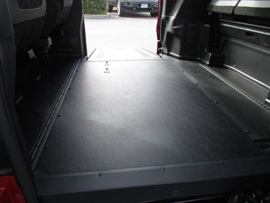 New 2025 Chrysler Pacifica Select Safety - BraunAbility Side Entry Entry Fold Out Automatic Ramp