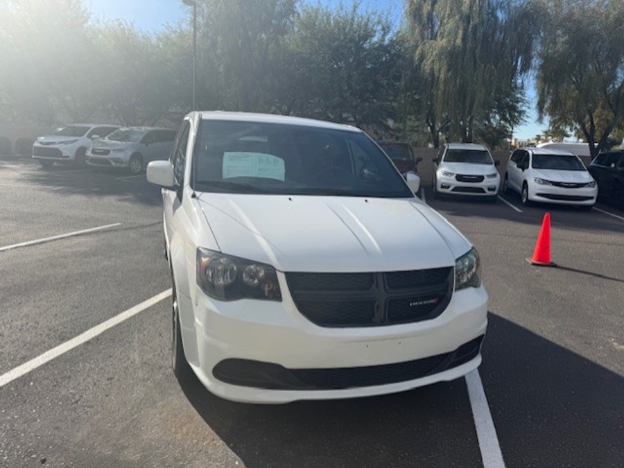 Used 2016 Dodge Grand Caravan SE Plus - International Mobility Rear Entry Entry Fold Out Manual Ramp