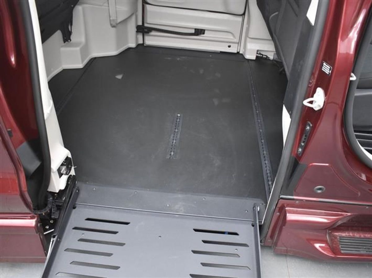 2023 CHRYSLER VOYAGER - Image 16