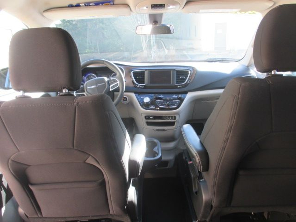 2022 CHRYSLER VOYAGER - Image 9