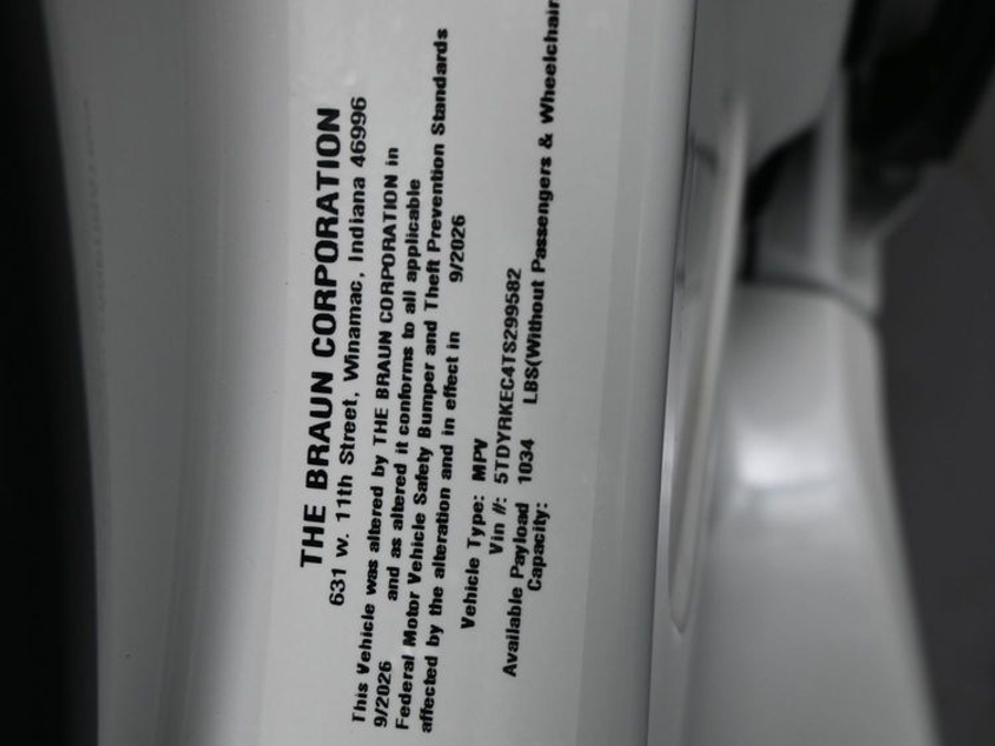 New 2026 Toyota Sienna Hybrid XLE Add - BraunAbility Side Entry In Floor Automatic Ramp