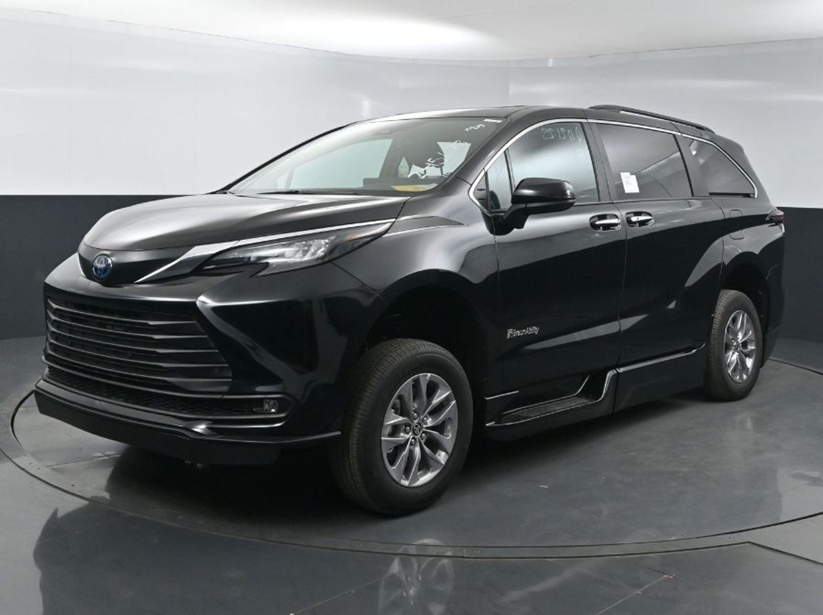 Black Toyota Sienna with Side Entry Automatic Fold Out ramp