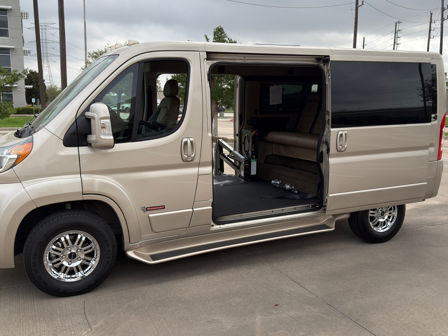 Used 2019 Ram ProMaster 1500 - TEM Side Entry Entry Lift Automatic Ramp