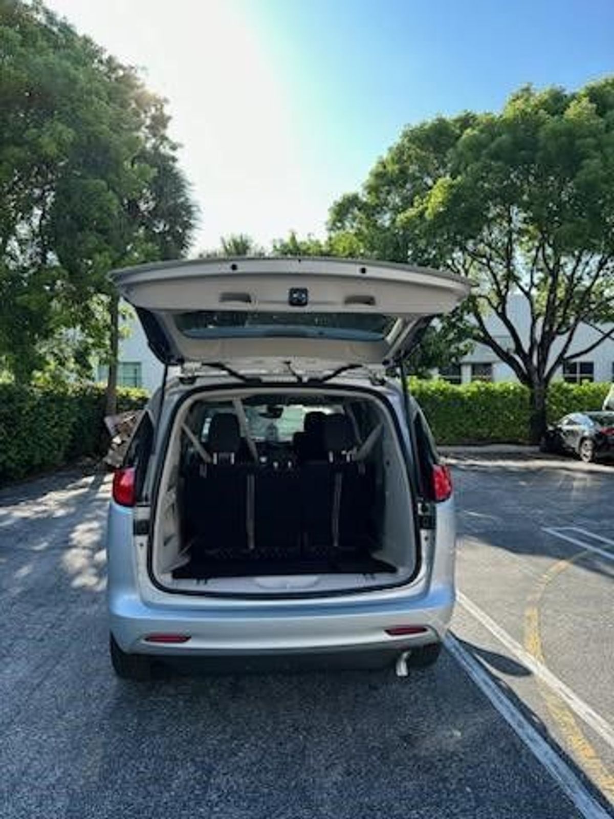 2023 CHRYSLER VOYAGER - Image 7