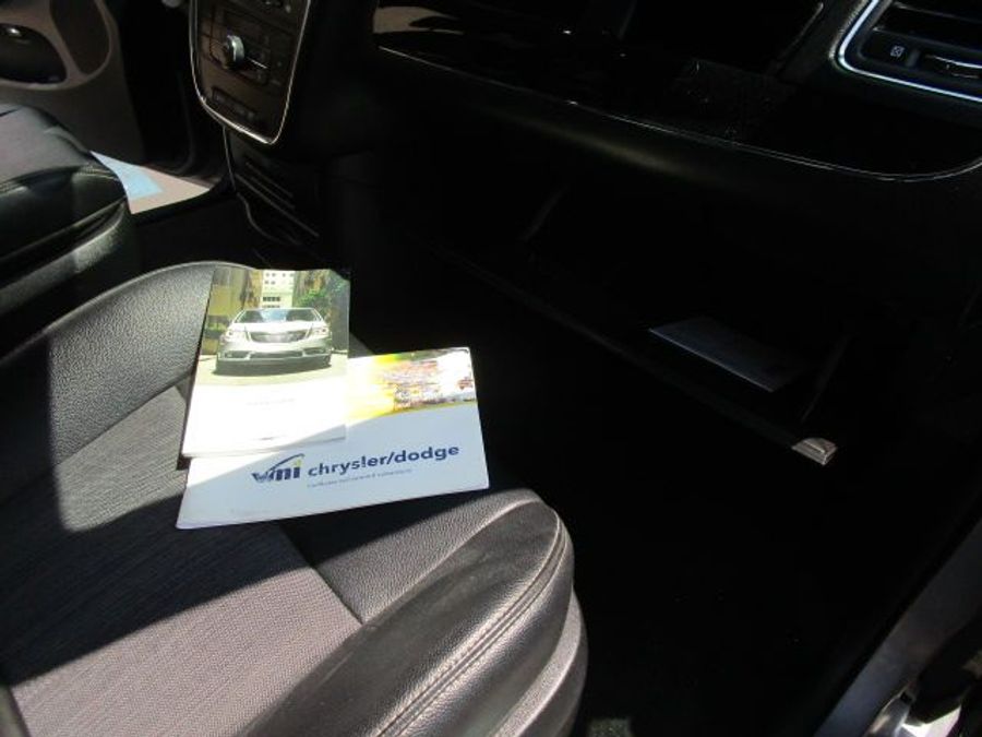 Used 2014 Chrysler Town and Country S - VMI Side Entry Entry In Floor Automatic Ramp