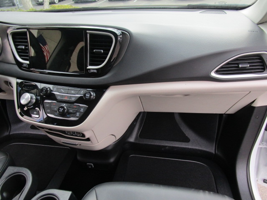 Used 2024 Chrysler Pacifica Touring L - BraunAbility Side Entry Entry In Floor Automatic Ramp