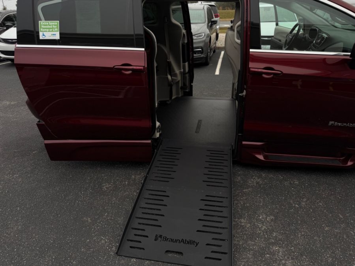 2021 CHRYSLER VOYAGER - Image 5