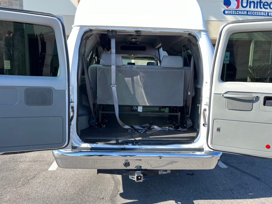Used 2014 Ford E-Series E-350 SD XL - OTH Side Entry Entry Lift Automatic Ramp