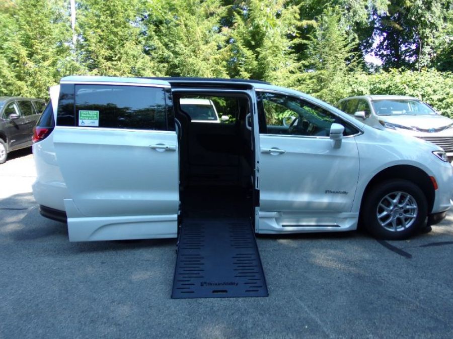 Arkansas Wheelchair Vans for Sale [New & Used Accessible Vans