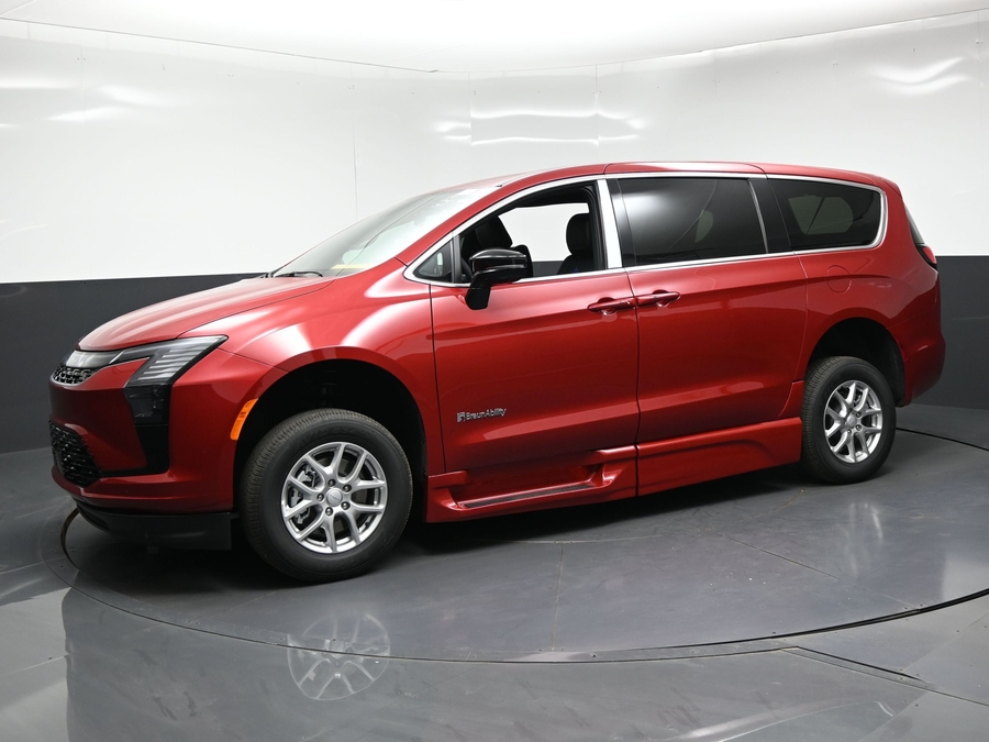 New 2027 Chrysler Pacifica Select Safety - BraunAbility Side Entry In Floor Automatic Ramp