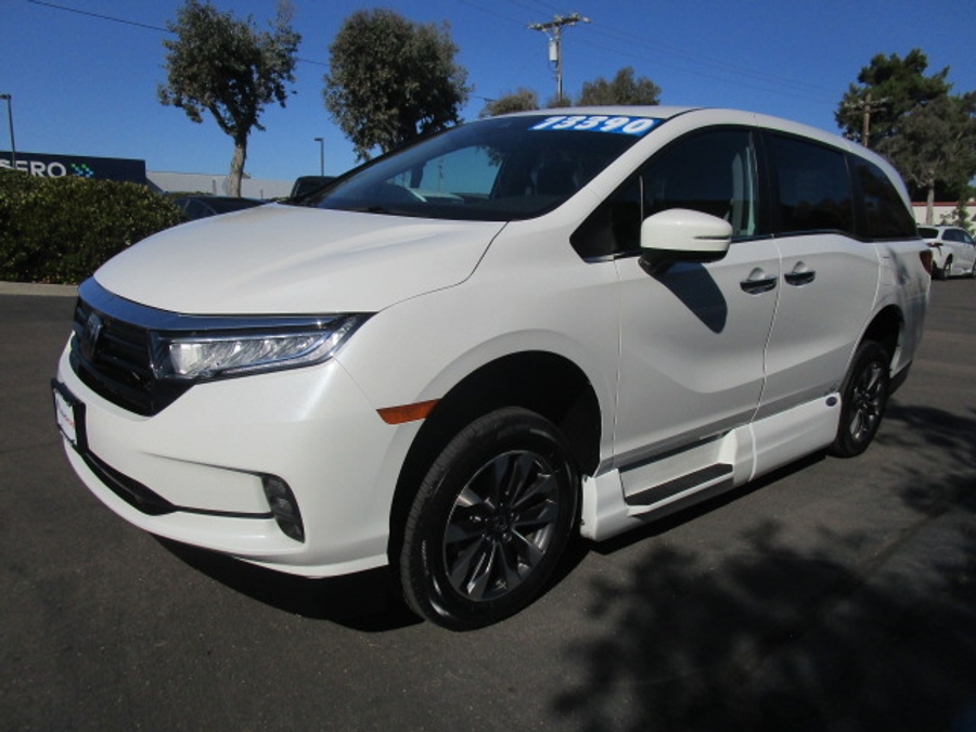 Used 2023 Honda Odyssey EX-L - VMI Side Entry Entry In Floor Automatic Ramp