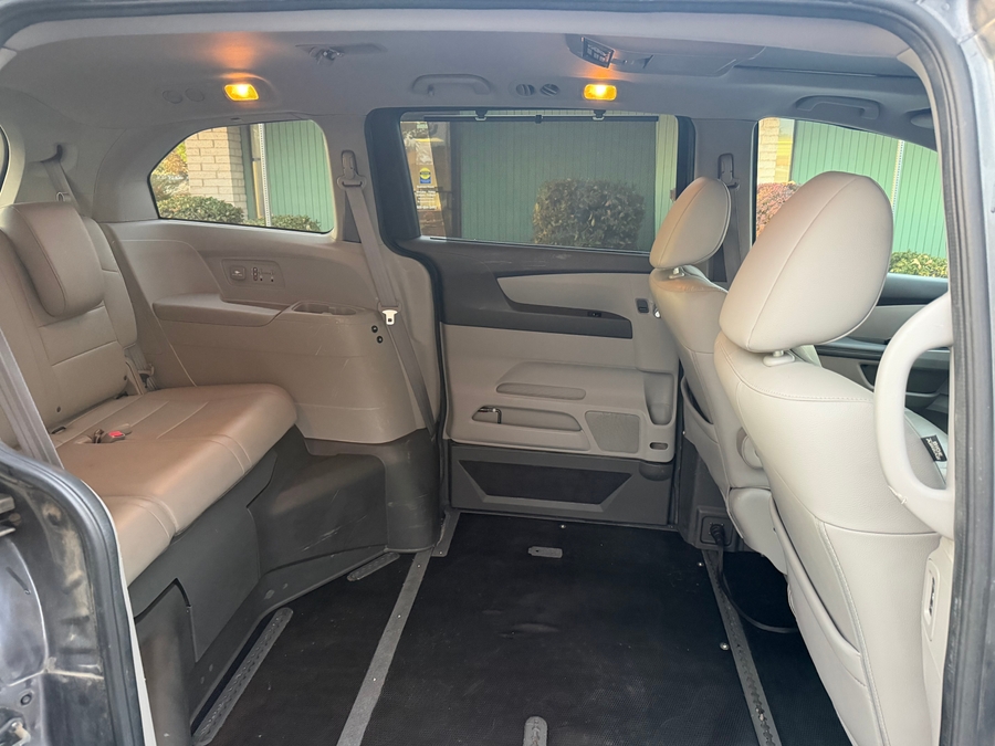 Used 2015 Honda Odyssey EX-L - VMI Side Entry Entry In Floor Automatic Ramp