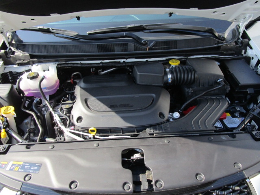 New 2025 Chrysler Pacifica Select Safety - BraunAbility Rear Entry Entry Fold Out Manual Ramp